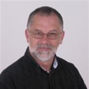  Associate Professor Stewart Nicol Headshot 